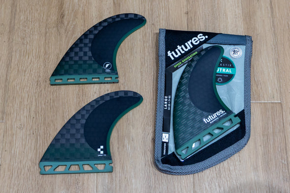 Futures Fins BLACK STIX 4.0 V2 F8 Lサイズ