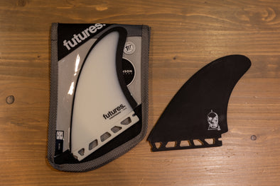 AU FINS KILOS ２＋１ フューチャー ツイン スタビ キール futures.（フューチャー） 24 futures. フィン ツインフィン FIBER
