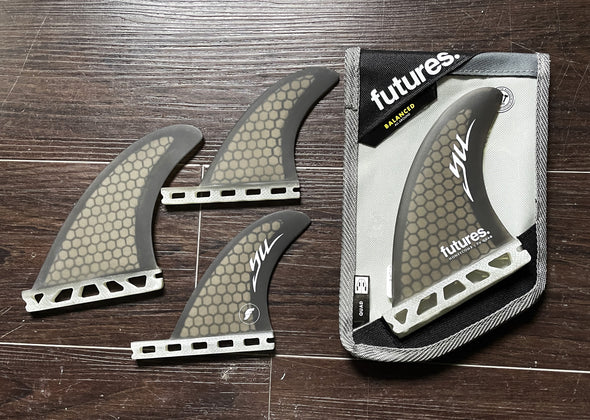 Futures Fins V2 QFYU QUAD　クワッドフィン