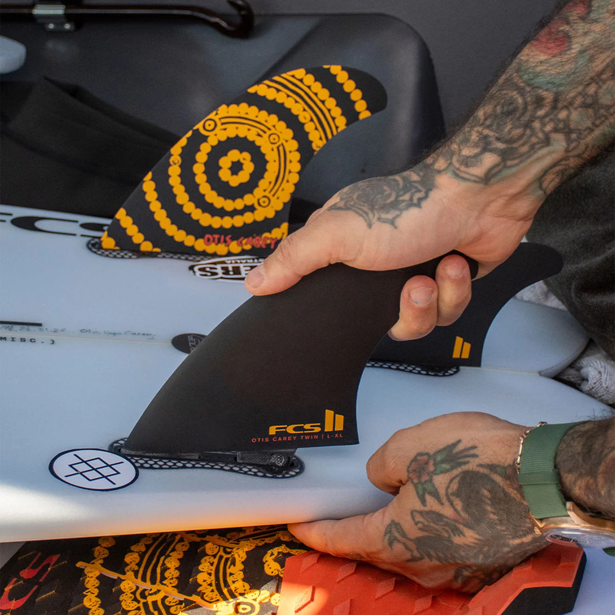 FCS II OTIS CAREY TWIN + 1 FIN SET L-XL ツインスタビ – Hannah Firm FCS II OTIS CAREY TWIN + 1 FIN SET L-XL ツインスタビ – Hannah Firm
